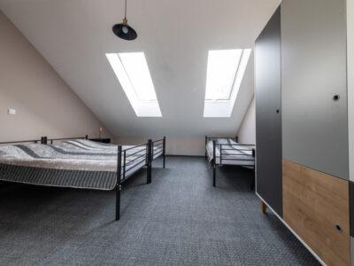 Ośrodek Róża Wiatrów w Węgorzewie - pokój dwupoziomowy z balkonem - antresola