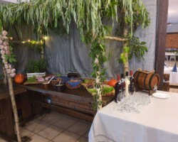 Wesele w Róży Wiatrów - wesele "niebieskie" wiejski stół Wesele Wesele w Róży Wiatrów - wesele "niebieskie" wiejski stółw Róży Wiatrów - wesele niebieskie wiejski stół