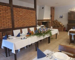 Wesele w Róży Wiatrów - wesele "niebieskie" widok sali Wesele w Róży Wiatrów - wesele "niebieskie" widok sali